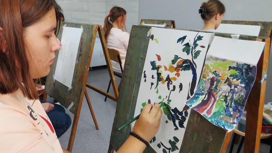Завершился фестиваль-конкурс детского рисунка, посвященный 100-летию образования  Республики Адыгея