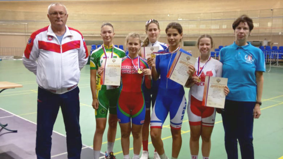 Велосипедистки из Адыгеи завоевали золотые медали первенства России по велоспорту на треке